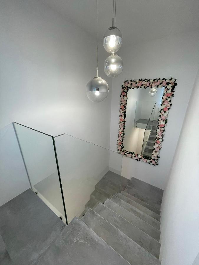 נובי סאוז' Apartament Luxlook מראה חיצוני תמונה