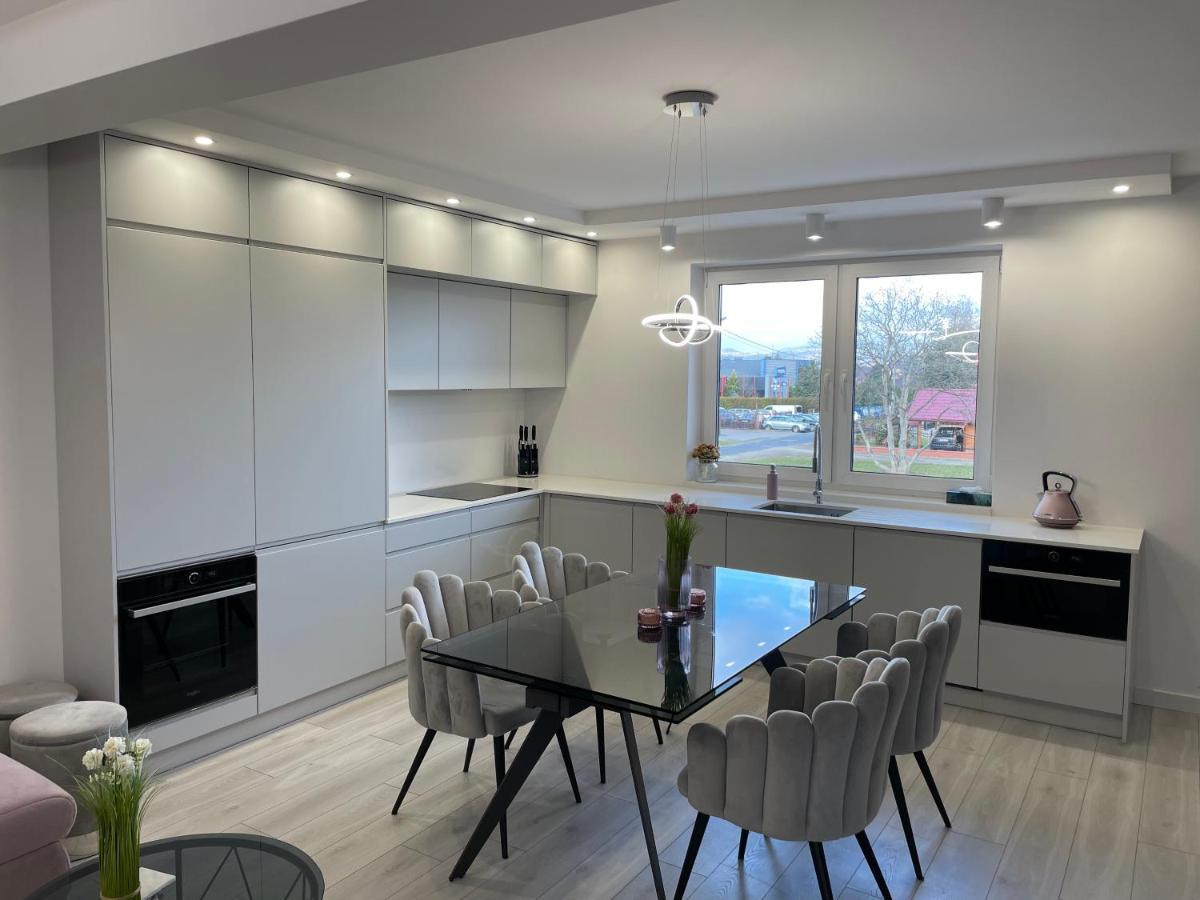 נובי סאוז' Apartament Luxlook מראה חיצוני תמונה